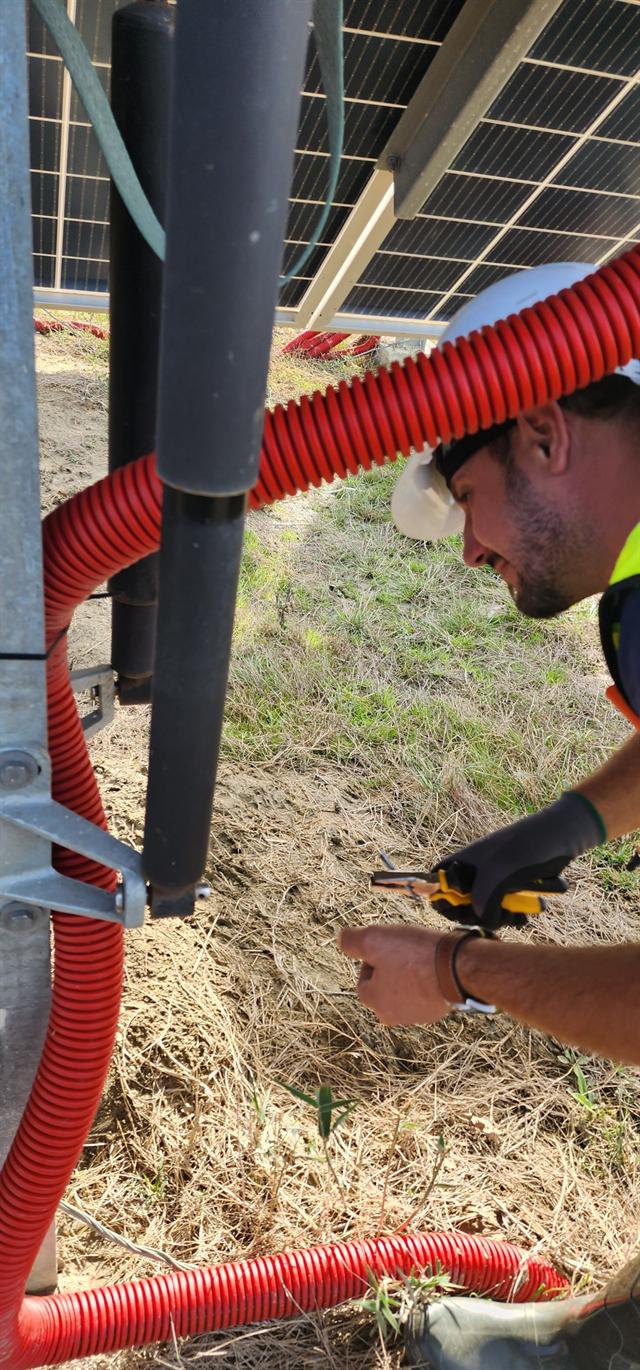 Tracker maintenance, Utility-scale PV plants: photo 7 of 11